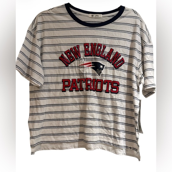 ‘47 Brand Tops - 🆕 women’s New England Patriots striped Tshirt